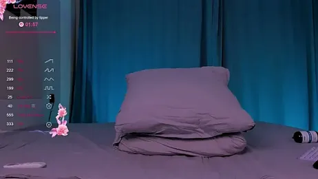 Shiny_Jennifer webcam model stream image