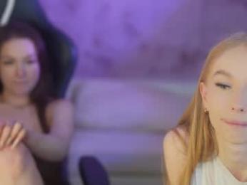 kira0541 webcam model stream image