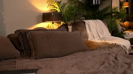 _keeti_ webcam model stream image