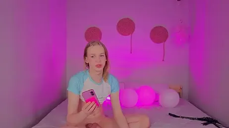 Olivia-Pink webcam model stream image