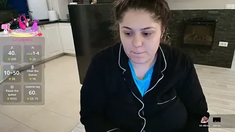 Layla- webcam model stream image