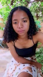 NickiFrenchy webcam cam4 model stream image