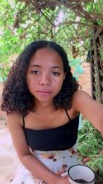 NickiFrenchy webcam cam4 model stream image