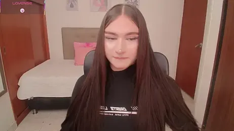 Miley_Baker webcam model stream image