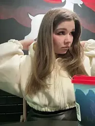 PumaShyXD webcam model stream image