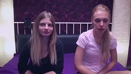 BlondeWitches webcam model stream image