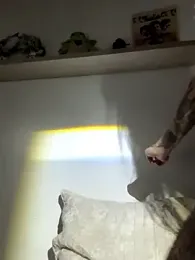 valeriahornier webcam model stream image