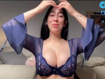 _gummies15 webcam model stream image