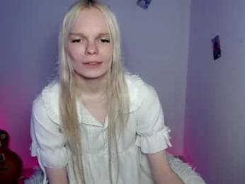 emily_nyaffe webcam chaturbate model stream image