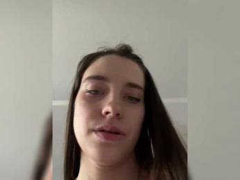 FunnyBanny0312 webcam model stream image