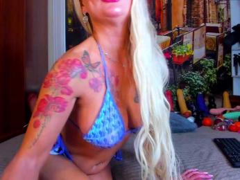 NikkaHotX webcam model stream image