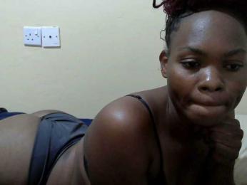 Teasequeen webcam bongacams model stream image