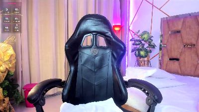 LunaPleasure webcam model stream image