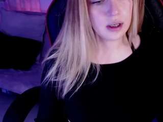 kinky-doll webcam model stream image