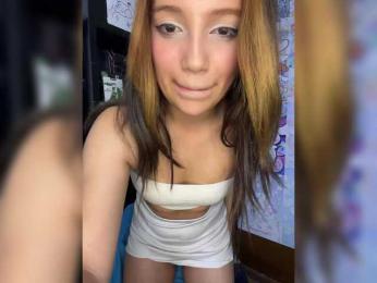 Milliexblu webcam model stream image