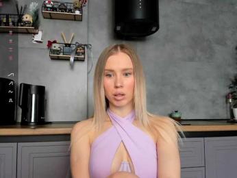 Sunlovv webcam model stream image