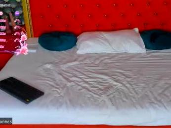 valleriejonnes webcam model stream image