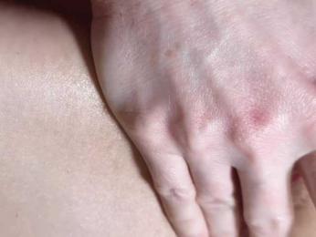 Monicami webcam model stream image