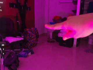 annieswan webcam model stream image